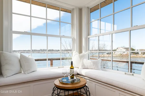 $9,950,000 | 189 Shore Road, Old Greenwich, CT 06870