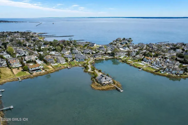$9,950,000 | 189 Shore Road, Old Greenwich, CT 06870