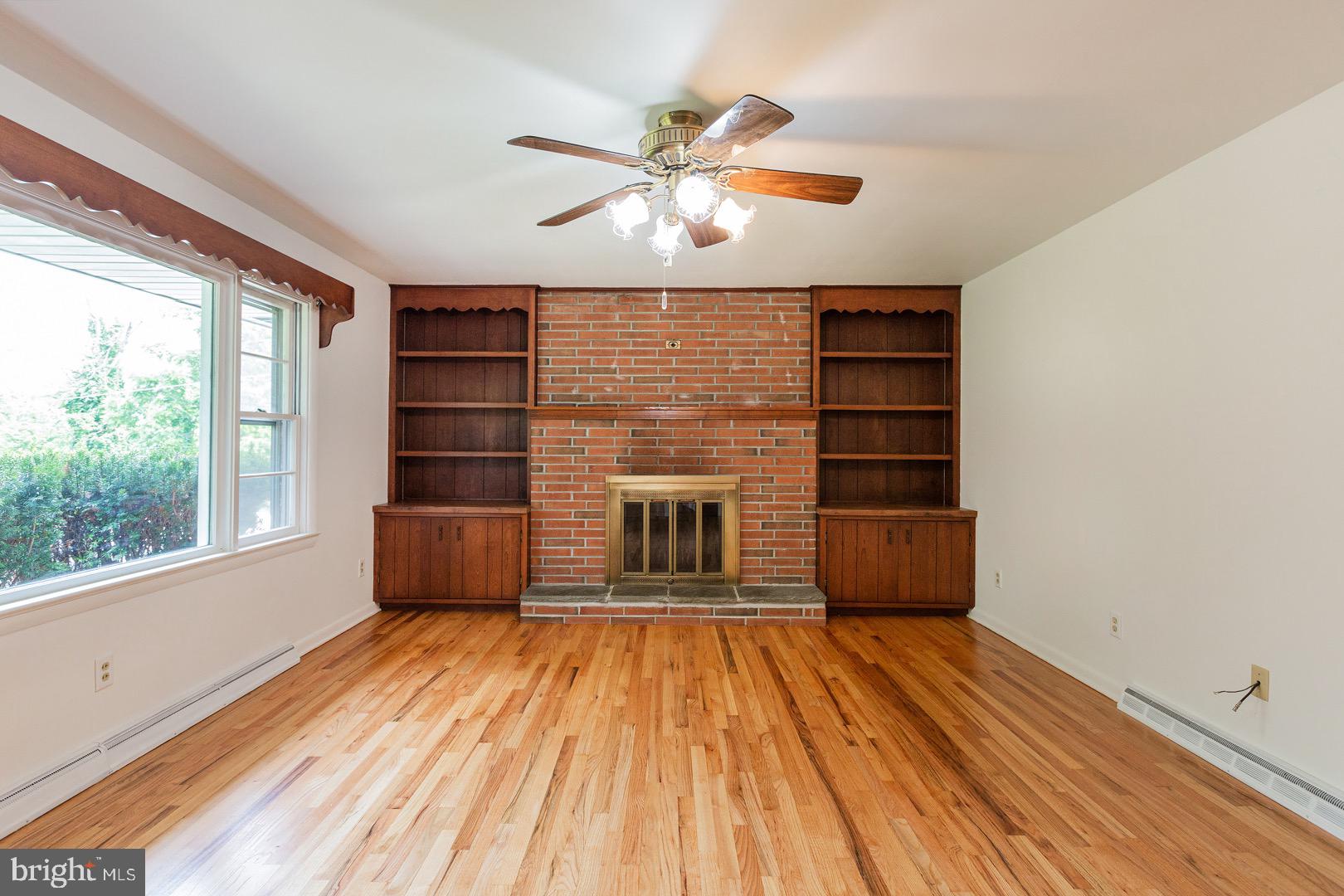 51 South Heck Road Lititz, PA 17543 - Photo 13 of 52