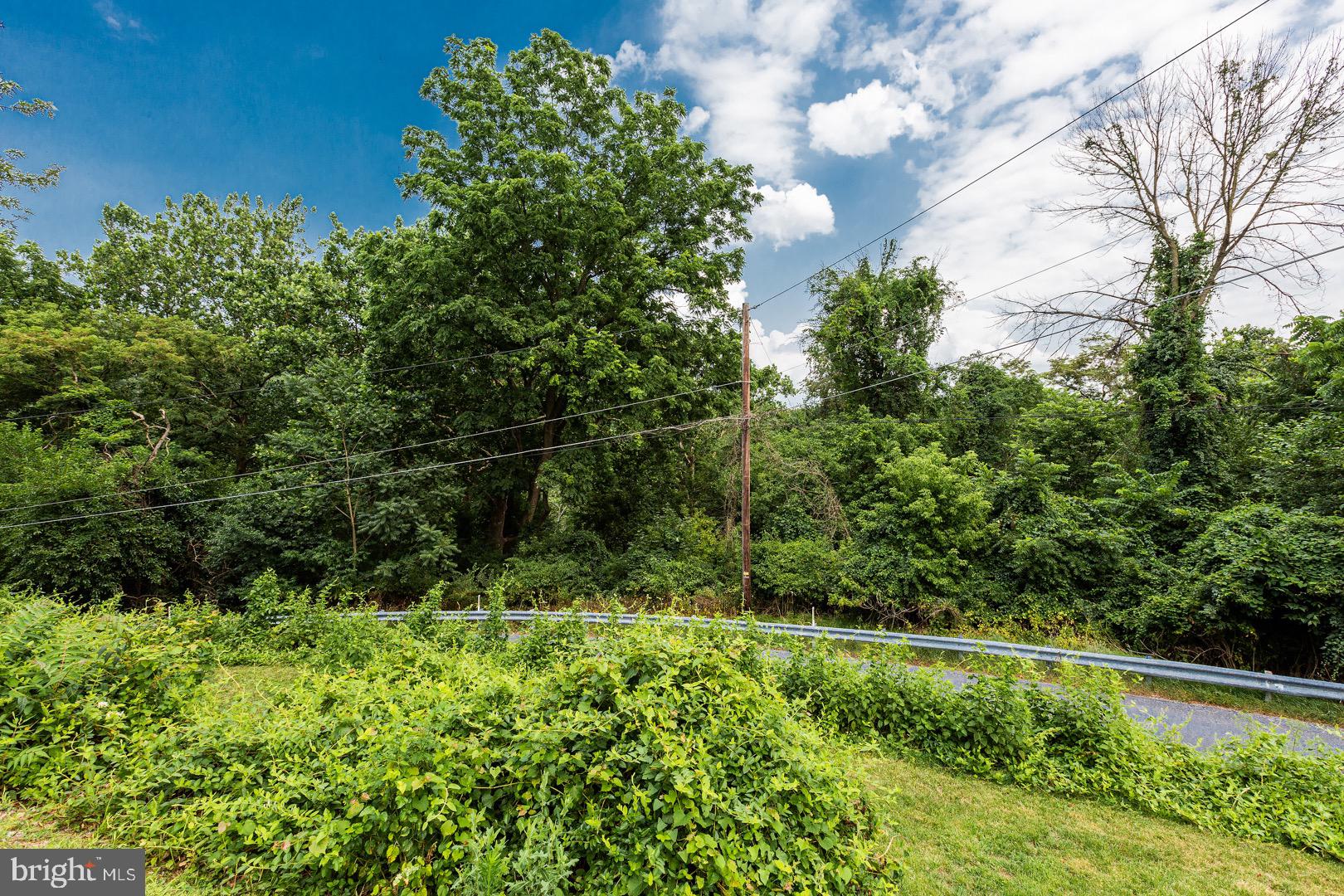 51 South Heck Road Lititz, PA 17543 - Photo 8 of 52