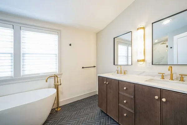 $9,900 | 20 Fairmont Street, Unit 20, Cambridge, MA 02139