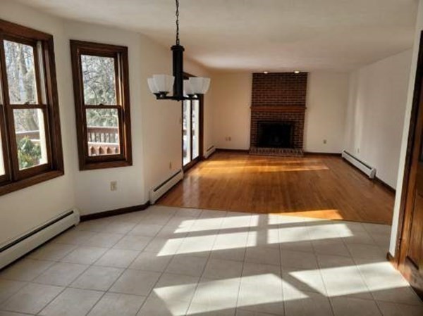 23 Tattan Farm Road Worcester, MA 01605 - Photo 9 of 26