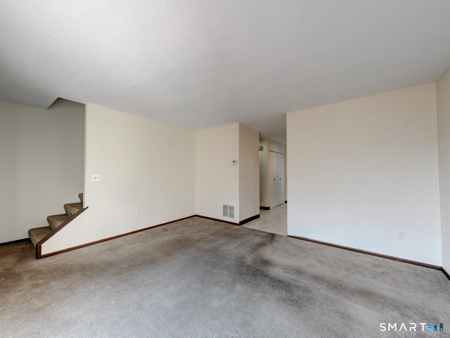 285 Queen Street, Unit 1C Southington, CT 06489 - Photo 14 of 33 a view of an empty room