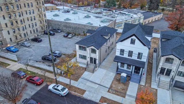 an aerial view of a house with entryway