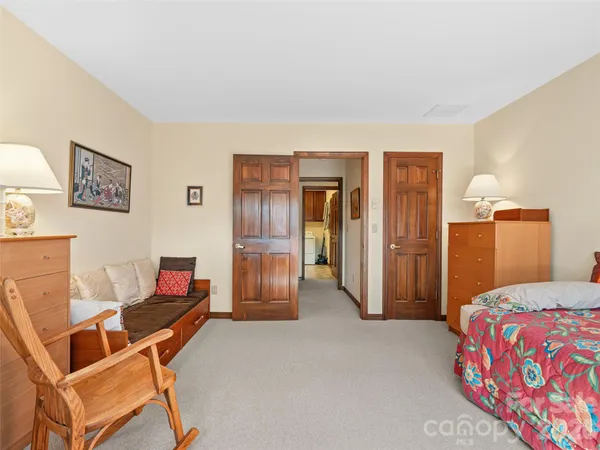 $975,000 | 80 Stony Ridge, Asheville, NC 28804