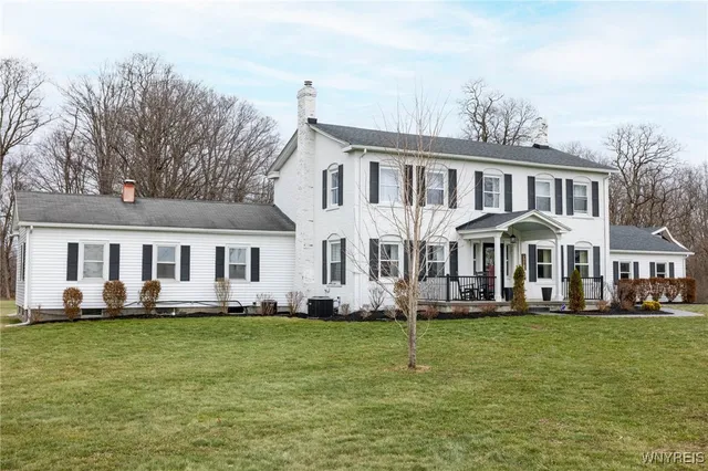 $499,900 | 5691 Ellicott Street Road, Bethany, NY 14054