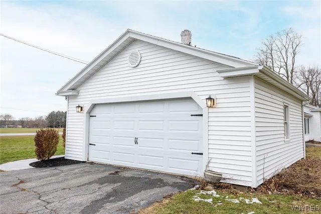 $499,900 | 5691 Ellicott Street Road, Bethany, NY 14054