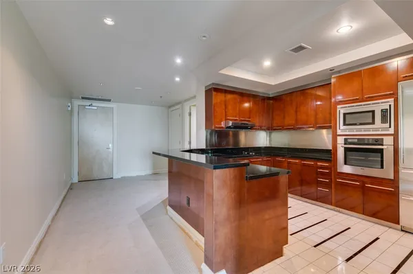 $2,999 | 2700 South Las Vegas Boulevard, Unit 2109, Las Vegas, NV 89109