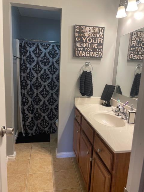 4007 Glaze Road Johnson City, TN 37601 - Photo 21 of 36 Bathroom