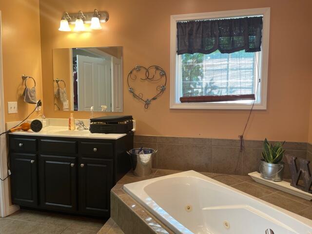 4007 Glaze Road Johnson City, TN 37601 - Photo 25 of 36 Master bath