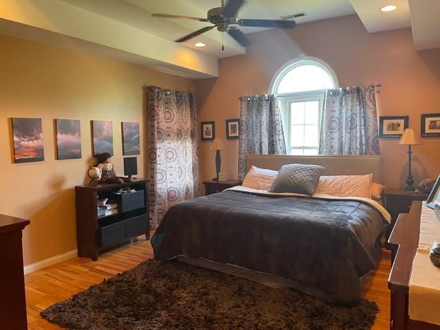 4007 Glaze Road Johnson City, TN 37601 - Photo 28 of 36 Master bedroom