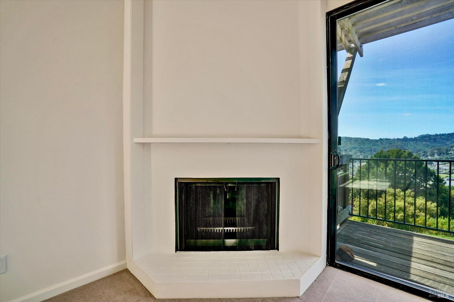 600 Seaver Drive Mill Valley, CA 94941 - Photo 13 of 30 a view of a entryway