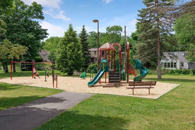 $410,000 | 4045 Utica Avenue South, St. Louis Park, MN 55416