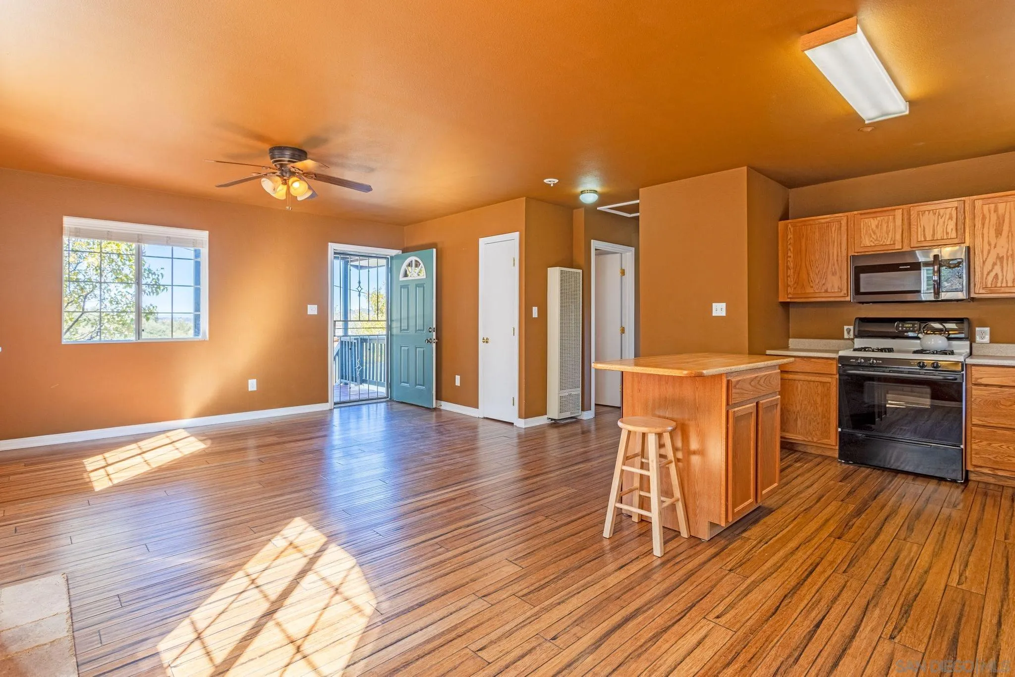 17209 Iron Springs Road Julian, CA 92036 - Photo 11 of 33 Gallery Image 11