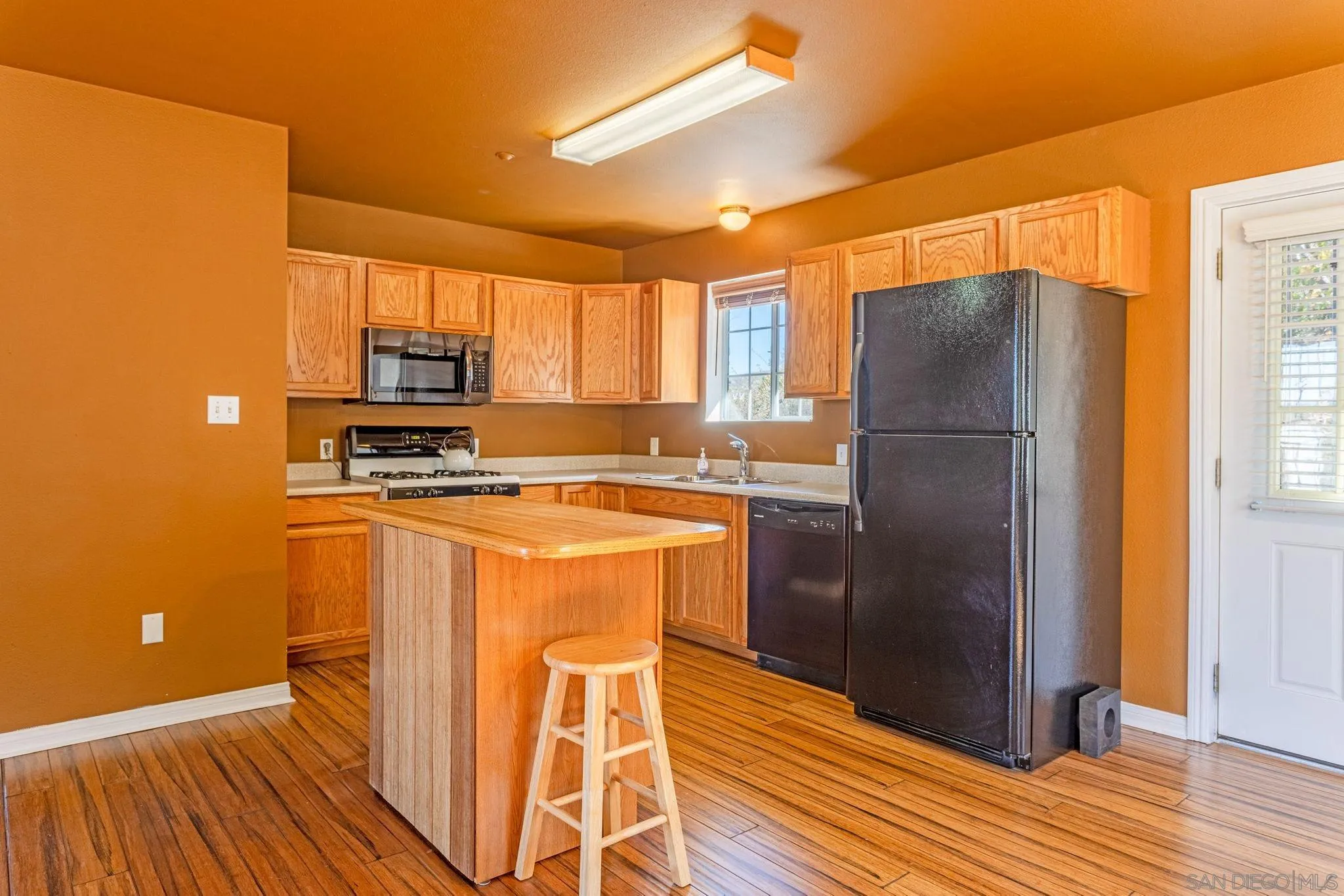 17209 Iron Springs Road Julian, CA 92036 - Photo 15 of 33 Gallery Image 15