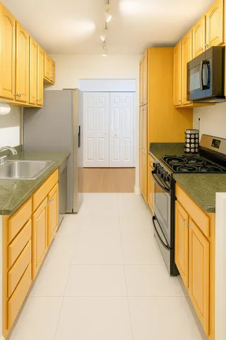 $289,000 | 6600 Boulevard East, Unit 21K JFK BLVD E JFK BLVD E, West New York, NJ 07093