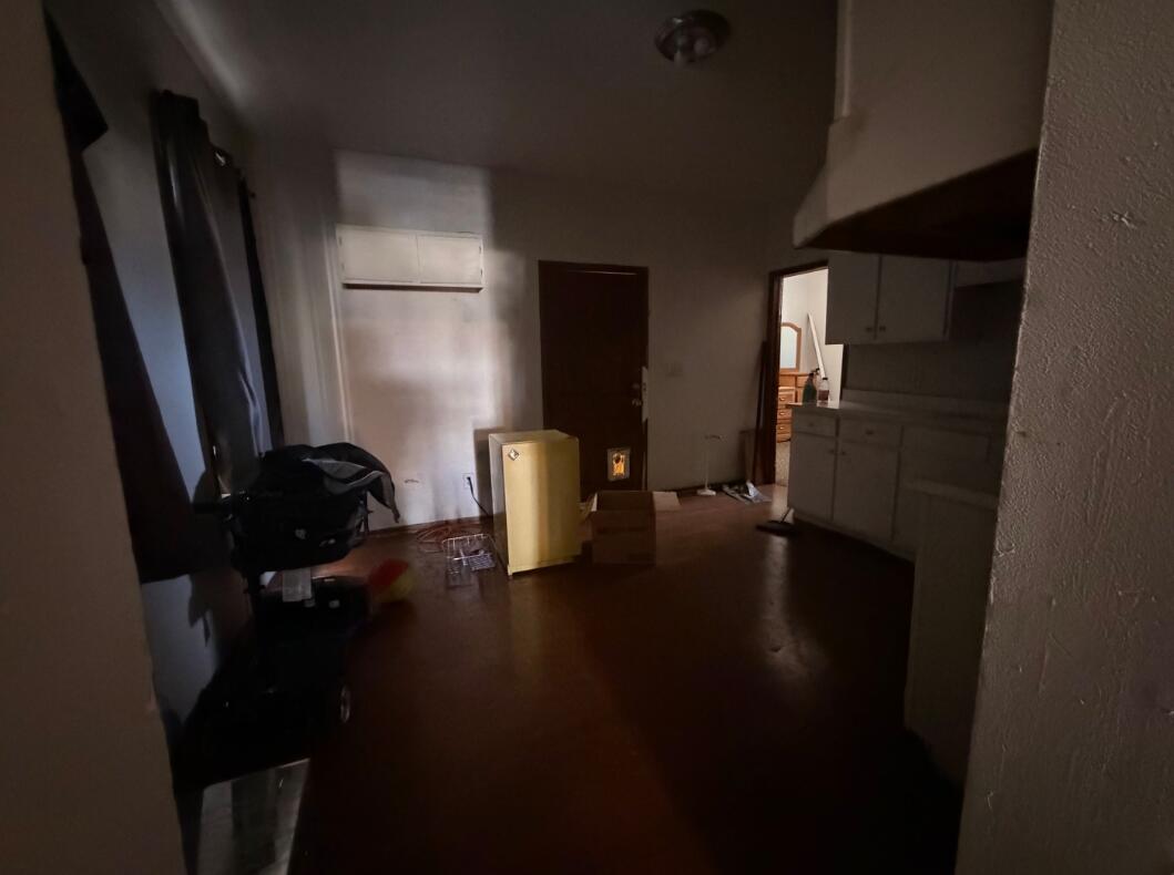 2631 North 33rd Street, Unit 2633 Milwaukee, WI 53210 - Photo 5 of 10 2631-2633 N 33rd St