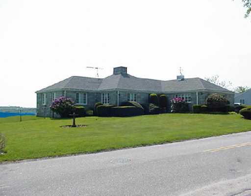 122 Colonel John Gardner Road Narragansett, RI 02882 - Photo 1 of 1 Exterior Front.