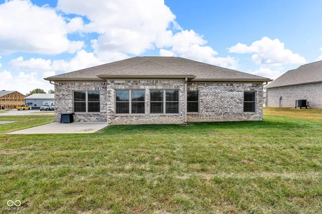 $357,900 | 3048 West Glacier Drive, Monrovia, IN 46157