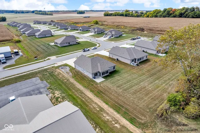 $357,900 | 3048 West Glacier Drive, Monrovia, IN 46157