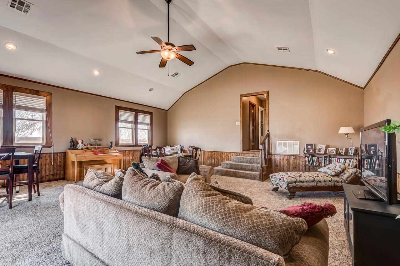20150 Sumner Drive Perry, OK 73077 - Photo 4 of 22 Gallery Image 4
