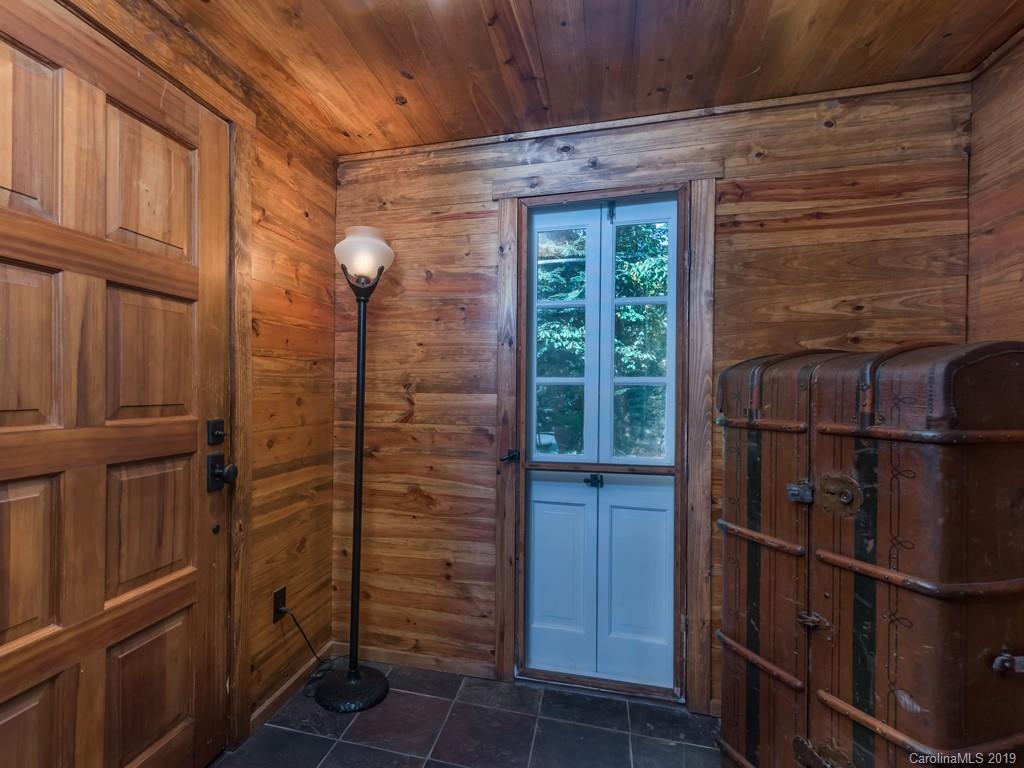 1053 Frost Road Saluda, NC 28773 - Photo 3 of 38 Gallery Image 3