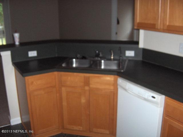 3849 Chapelgate Road Jacksonville, FL 32223 - Photo 2 of 13 HPIM7467