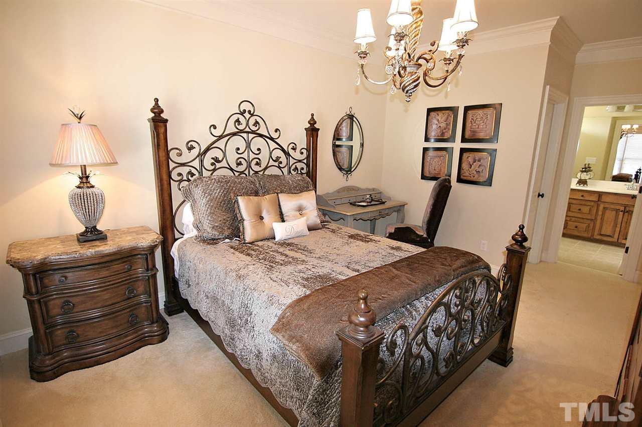 10639 Bedfordtown Drive Raleigh, NC 27614 - Photo 6 of 25 Gallery Image 6