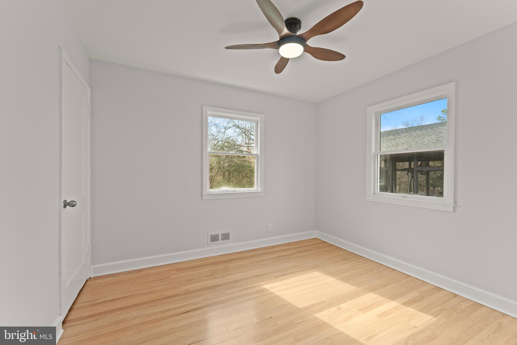 1452 Grandview Road Arnold, MD 21012 - Photo 20 of 53 Bedroom 2