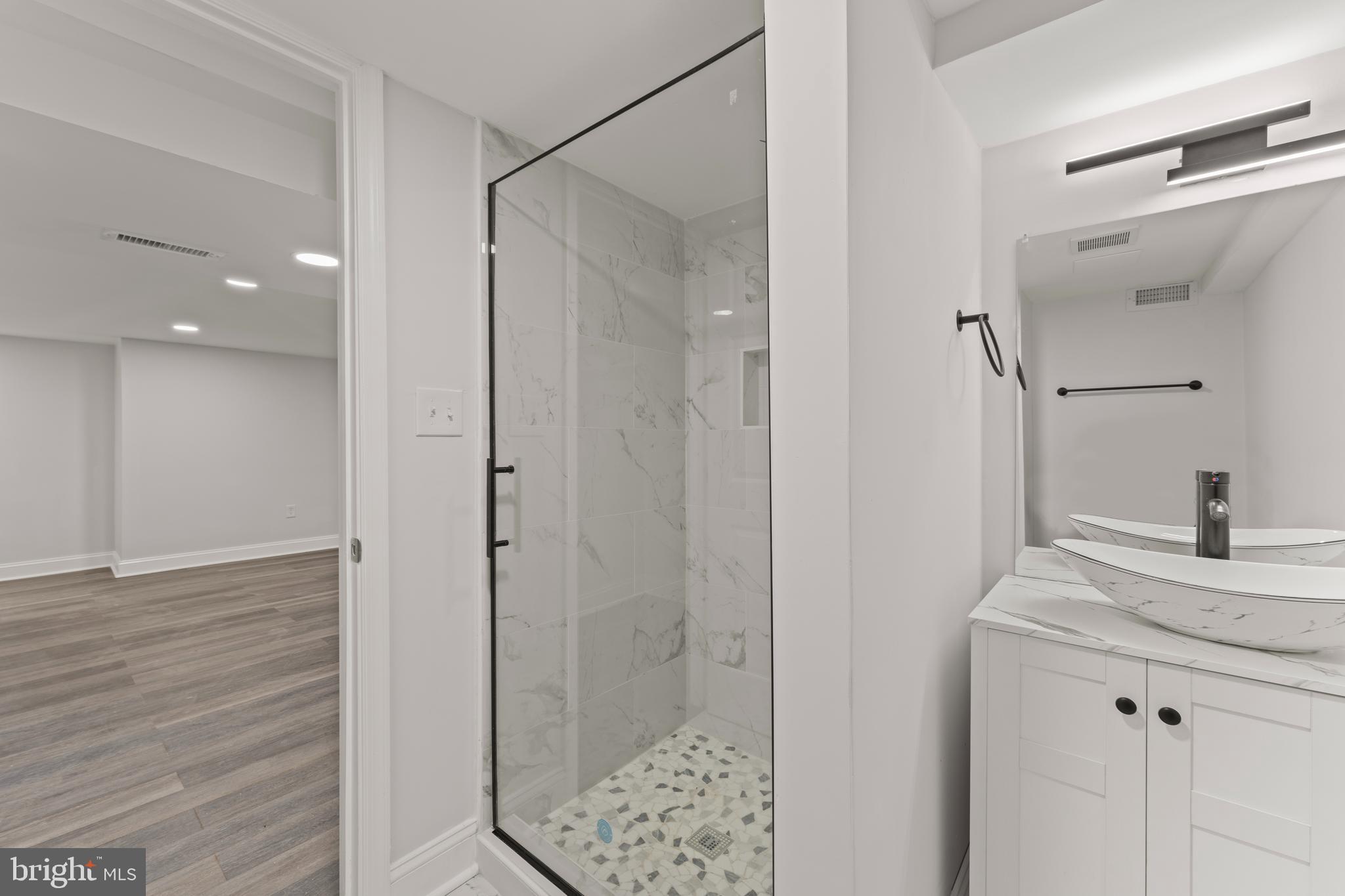 1452 Grandview Road Arnold, MD 21012 - Photo 30 of 53 Bathroom 3