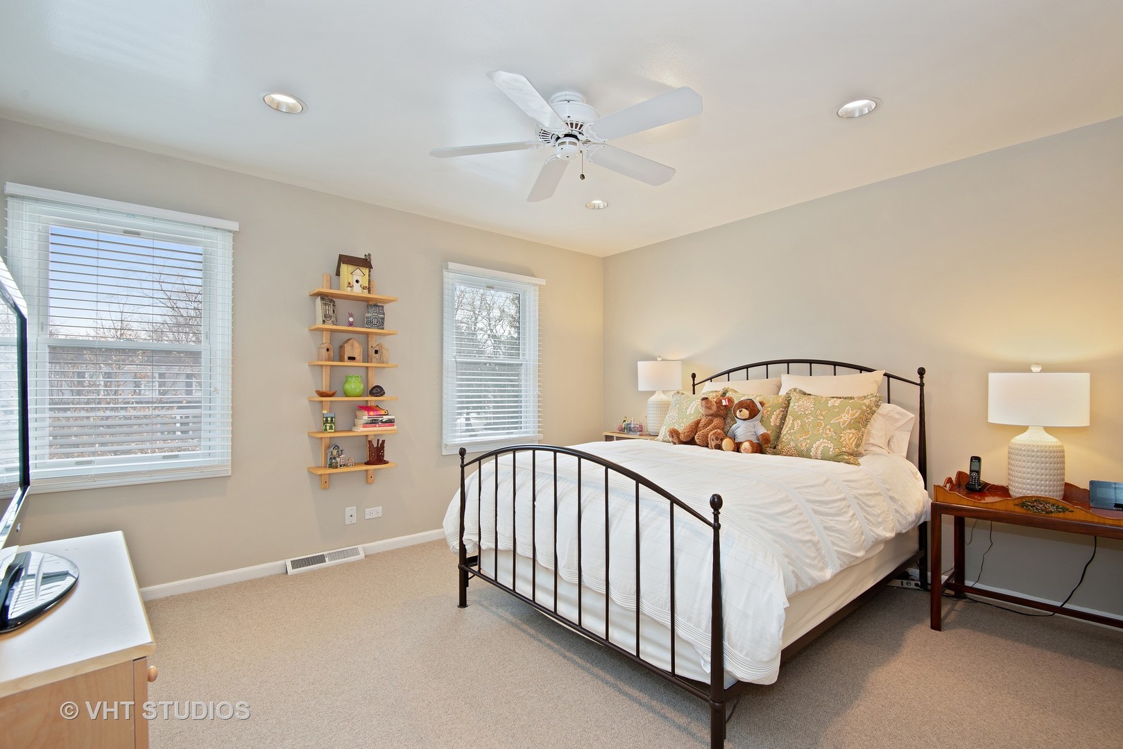 2850 Farmington Road Northbrook, IL 60062 - Photo 10 of 21