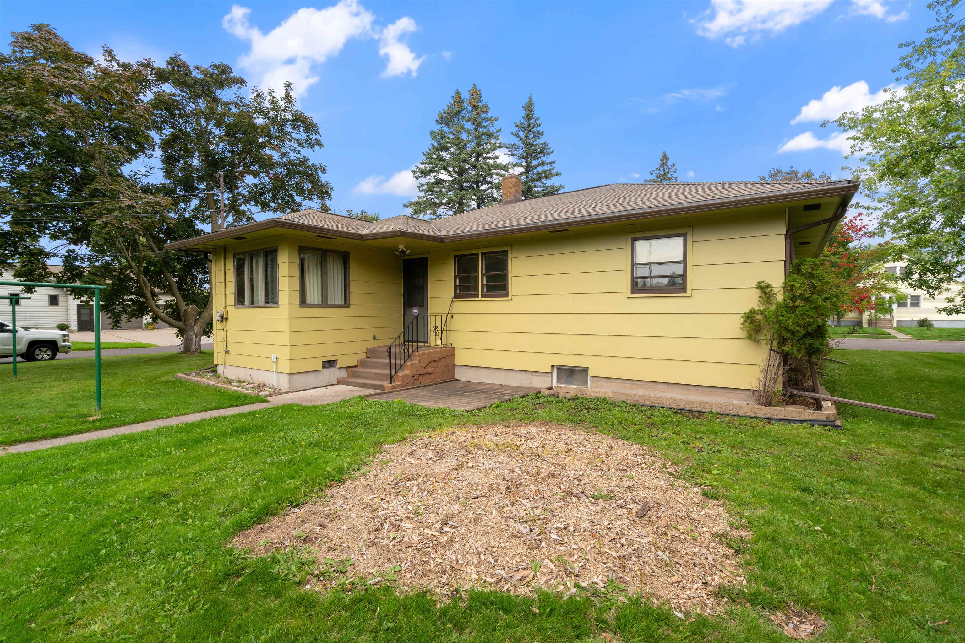 702 East 5th Street Superior, WI 54880 - Photo 28 of 31