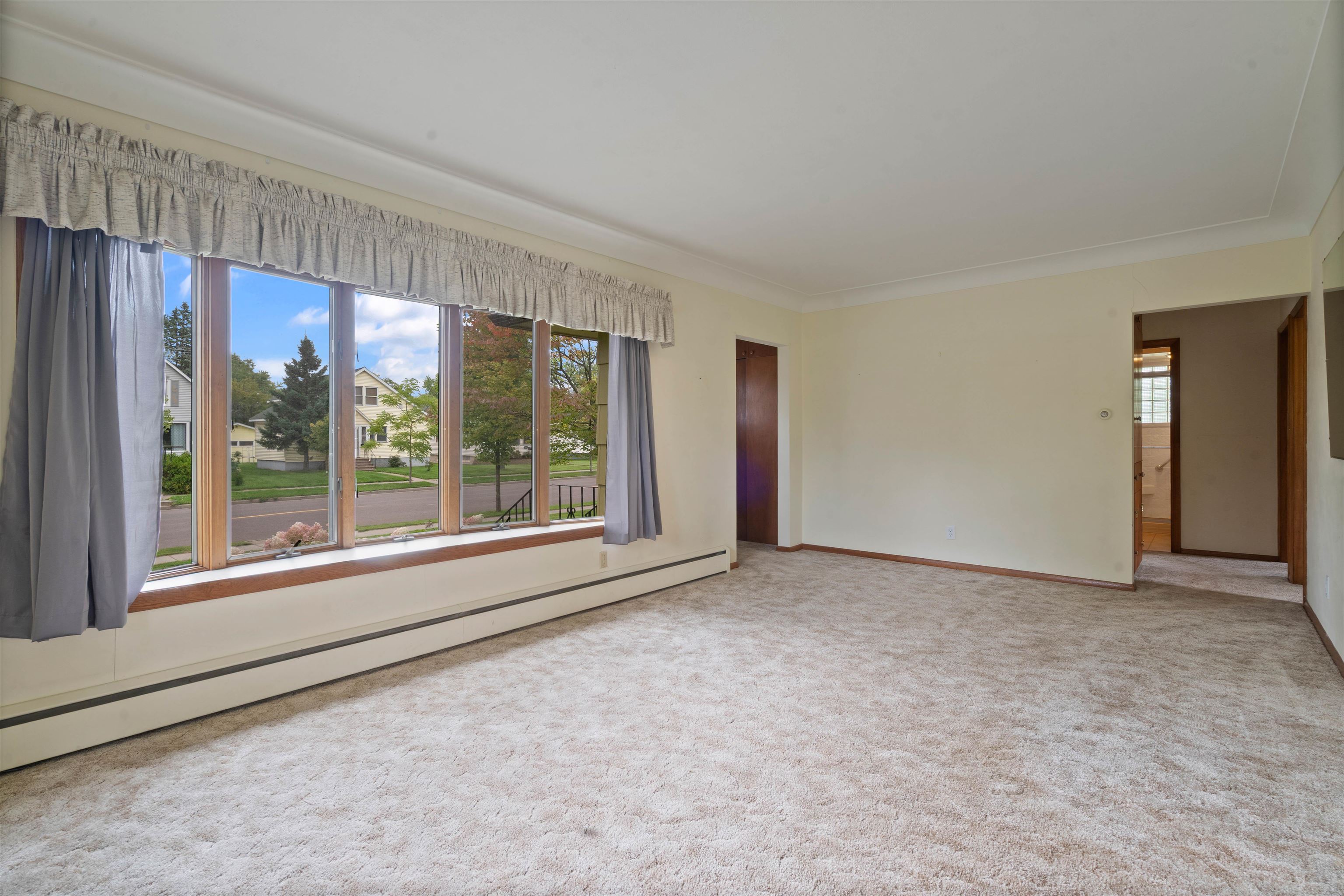 702 East 5th Street Superior, WI 54880 - Photo 7 of 31