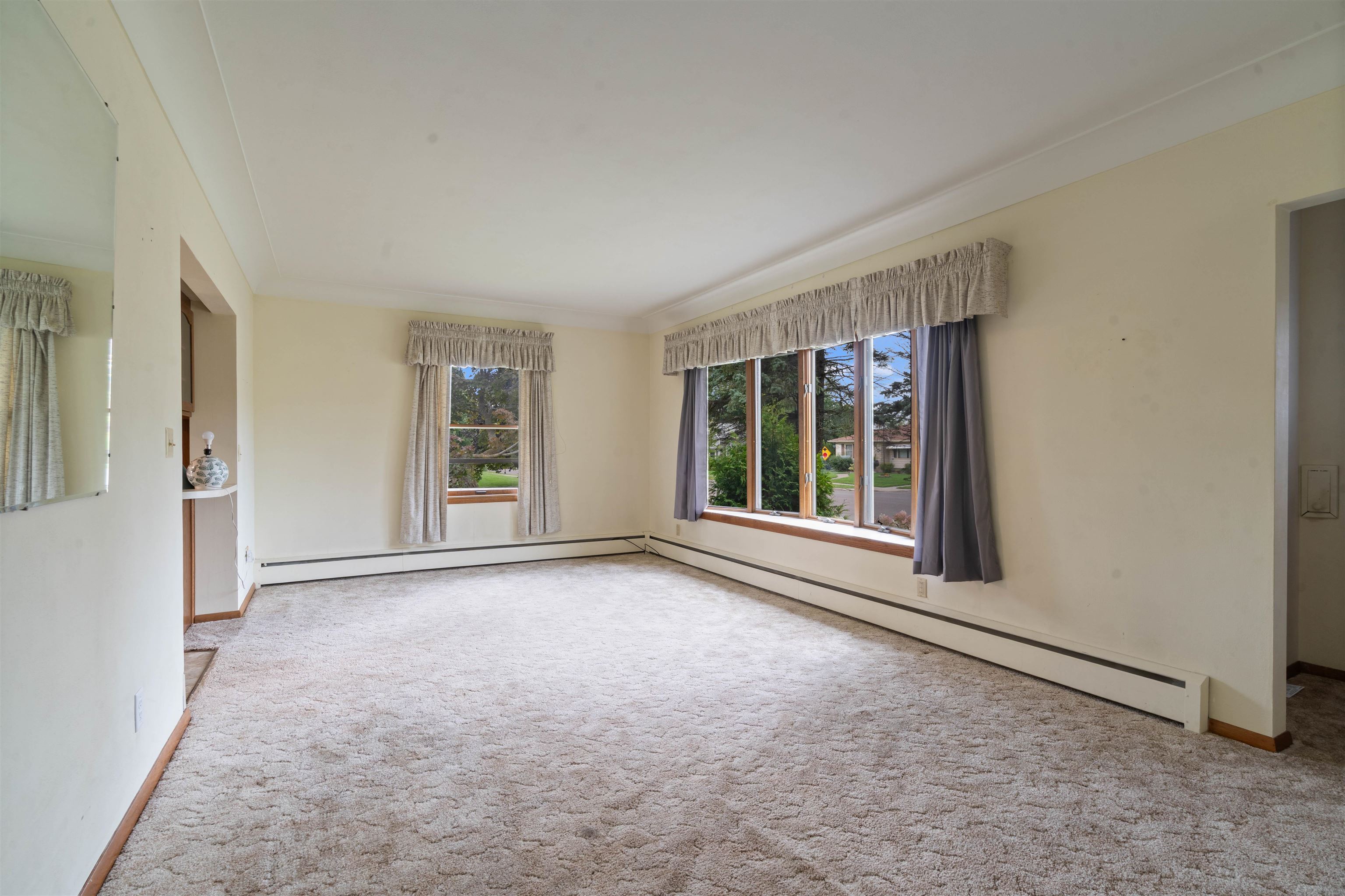 702 East 5th Street Superior, WI 54880 - Photo 8 of 31