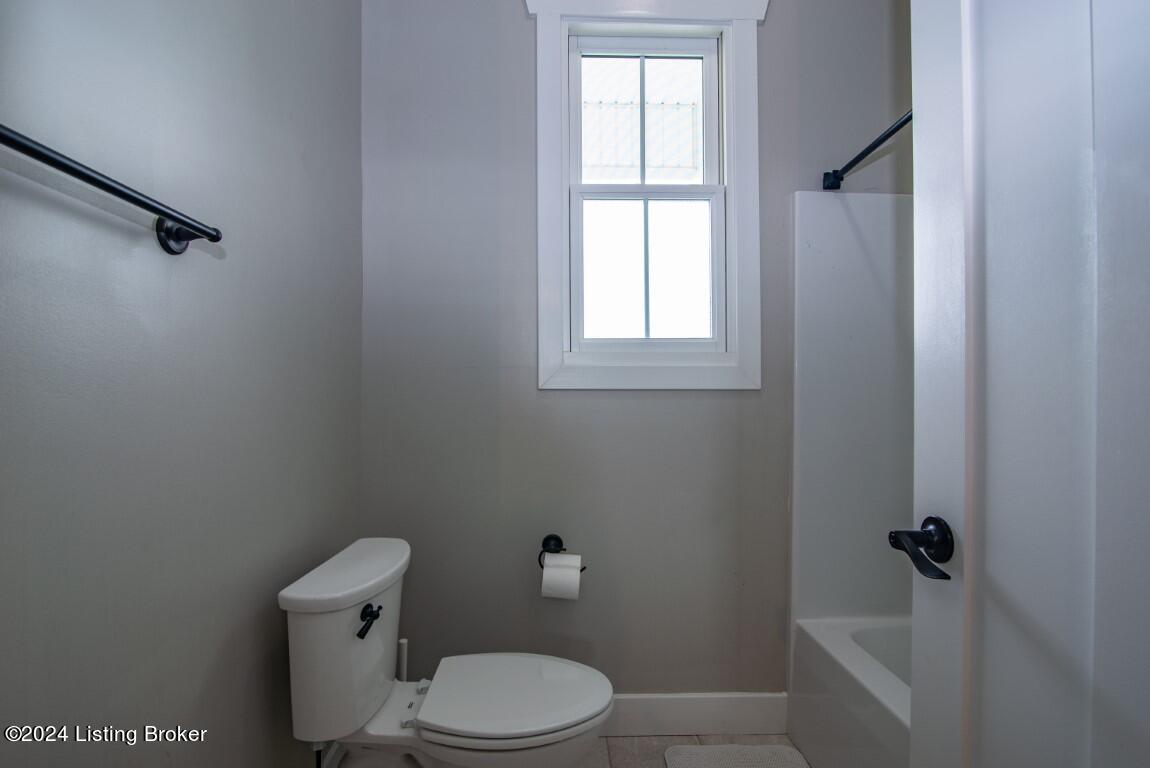 2489 Hodgenville Road Elizabethtown, KY 42701 - Photo 48 of 90 2489 Hodgenville Rd-47