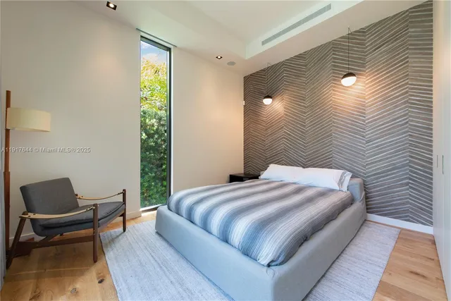 $6,350,000 | 8055 Noremac Avenue, Miami Beach, FL 33141