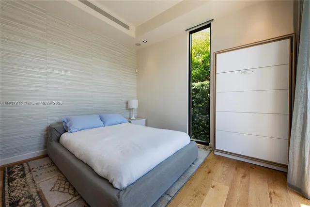 $6,350,000 | 8055 Noremac Avenue, Miami Beach, FL 33141