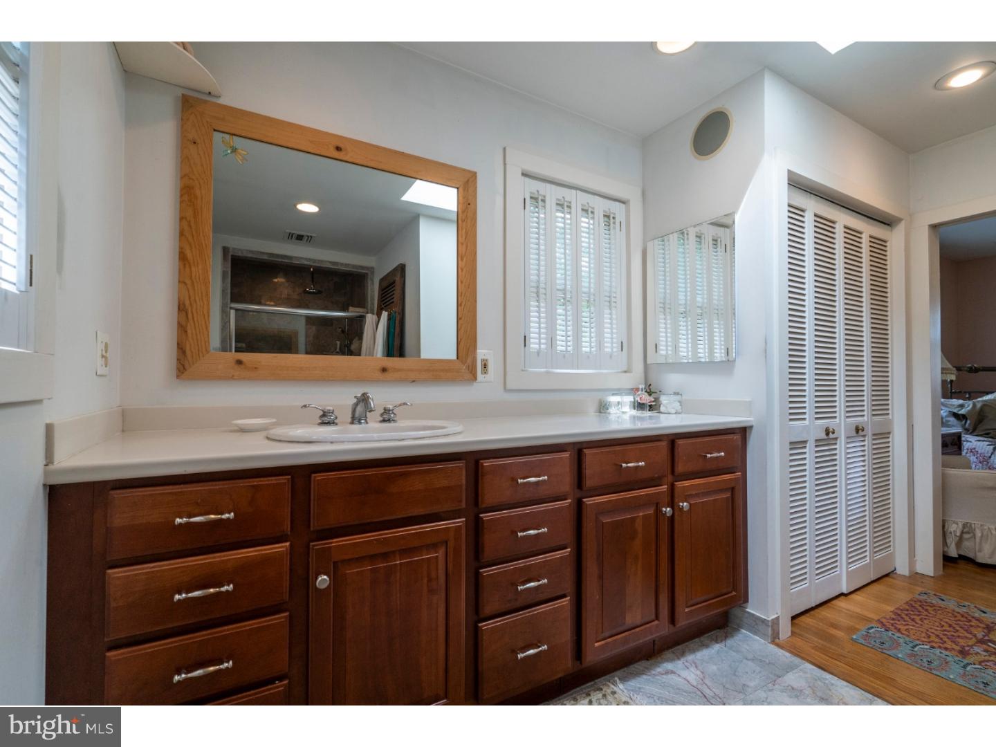 324 Harbison Road Wayne, PA 19087 - Photo 14 of 25 Master Bathroom