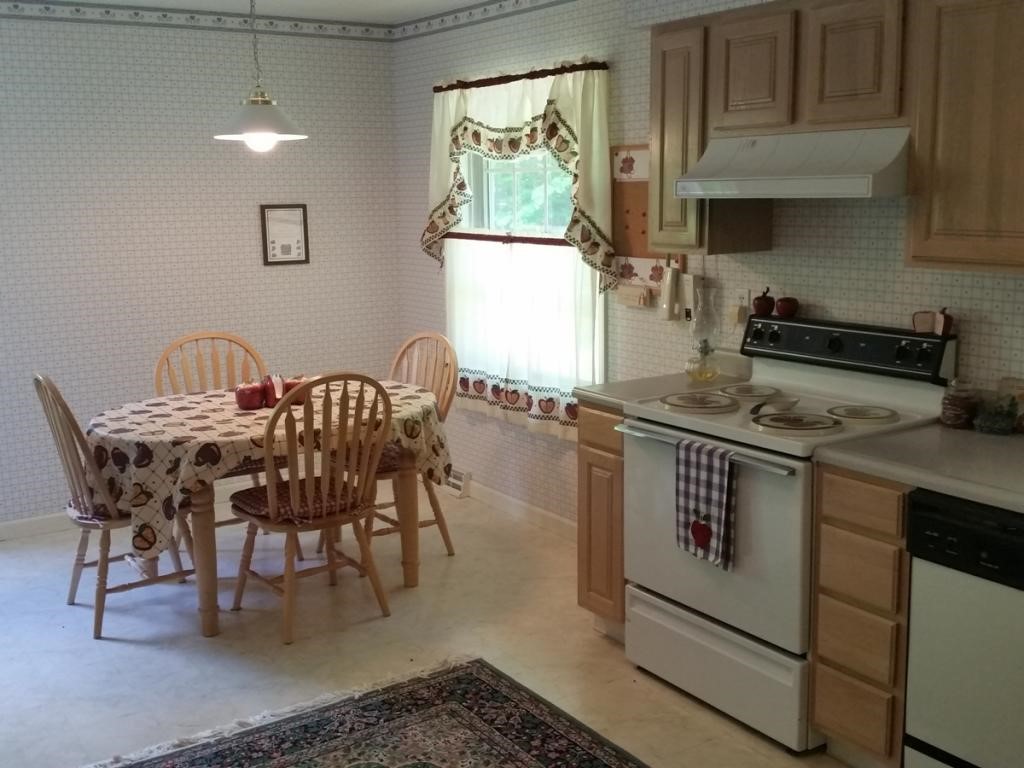 1156 N Road Sunderland, VT 05252 - Photo 6 of 14 Gallery Image 6