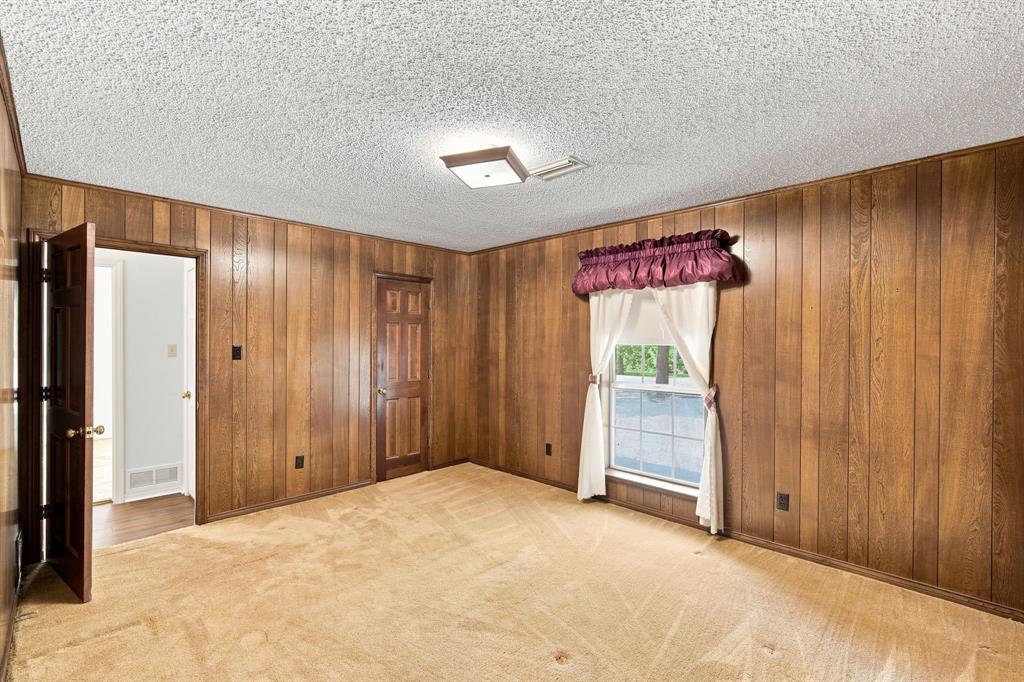 2000 Crisp Road Ennis, TX 75119 - Photo 22 of 40 Gallery Image 22