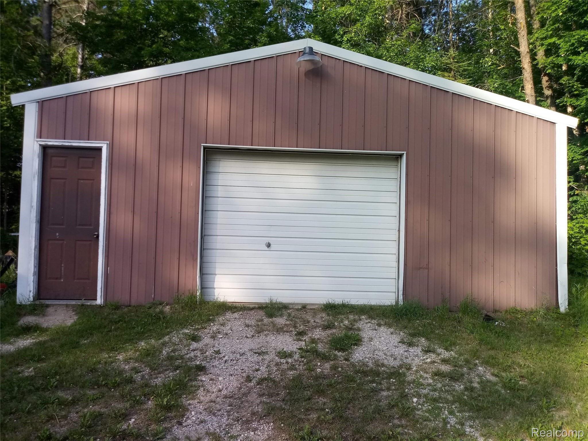 8050 East 8 Mile Road Luther, MI 49656 - Photo 5 of 15 received_283275419419479.jpeg