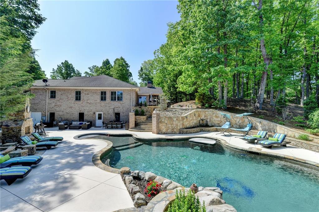 6640 Shady Grove Road Cumming, GA 30041 - Photo 10 of 111 Gallery Image 10