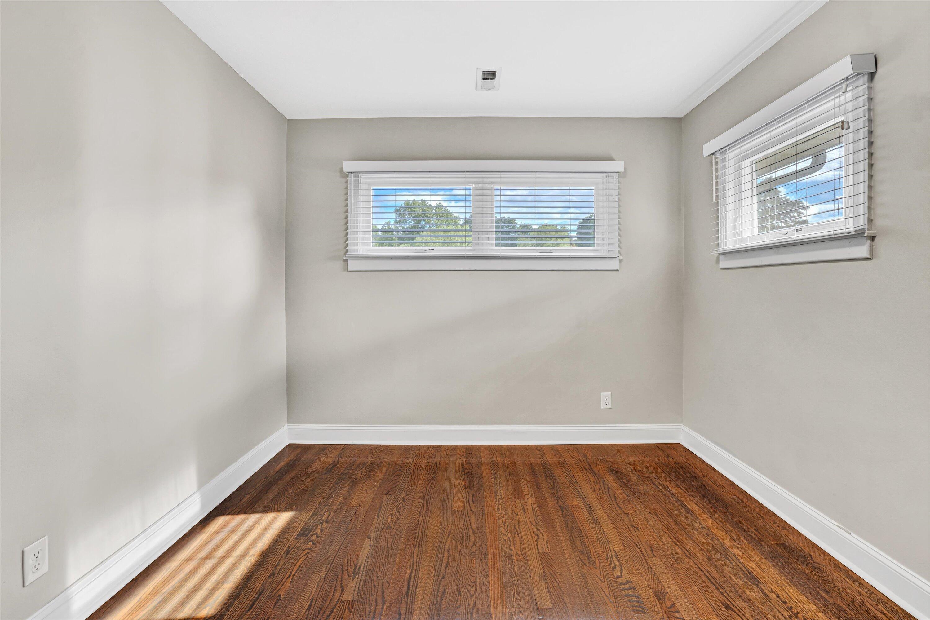 1701 Wilbur Road Southwest Roanoke, VA 24015 - Photo 21 of 37 21-DSC00386