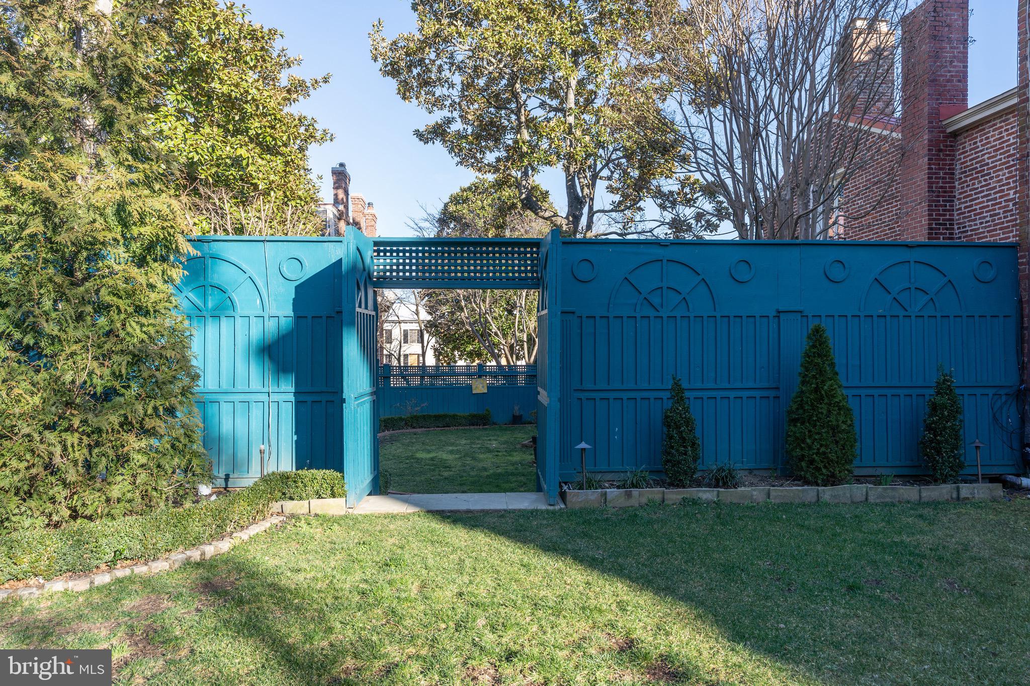 3003 N Street Northwest Washington, DC 20007 - Photo 119 of 127 3017 rear yard