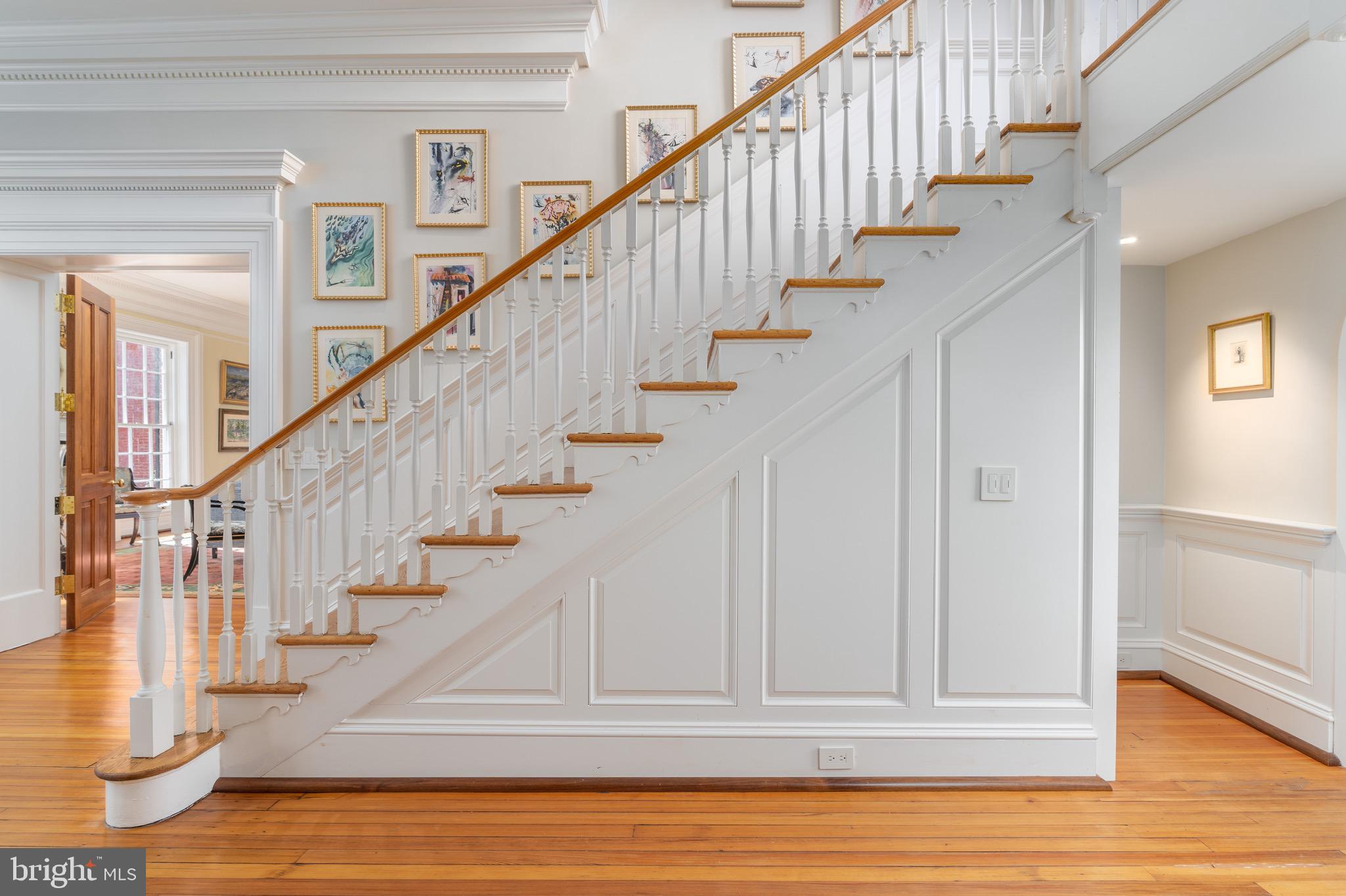 3003 N Street Northwest Washington, DC 20007 - Photo 15 of 127 Hallway