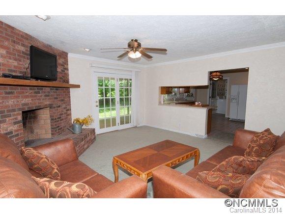 276 Critter Creek Road Canton, NC 28716 - Photo 15 of 24 Gallery Image 15