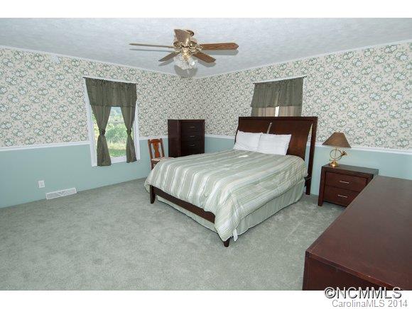 276 Critter Creek Road Canton, NC 28716 - Photo 19 of 24 Gallery Image 19