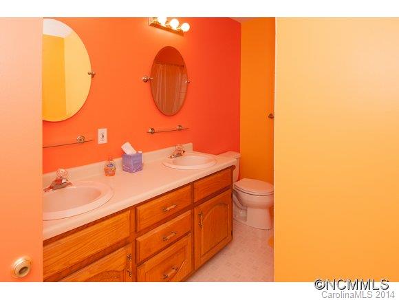 276 Critter Creek Road Canton, NC 28716 - Photo 20 of 24 Gallery Image 20