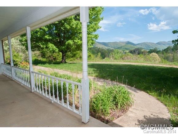 276 Critter Creek Road Canton, NC 28716 - Photo 9 of 24 Gallery Image 9