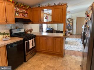 227 Berwick Road Abbottstown, PA 17301 - Photo 7 of 23 Kitchen